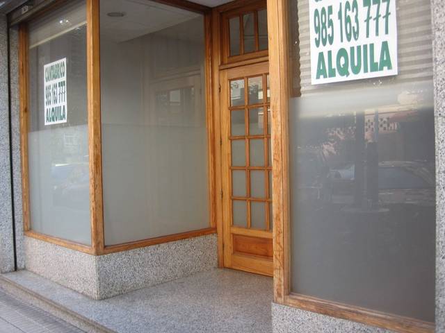 Local comercial en Alquiler en N/A en Pumarín