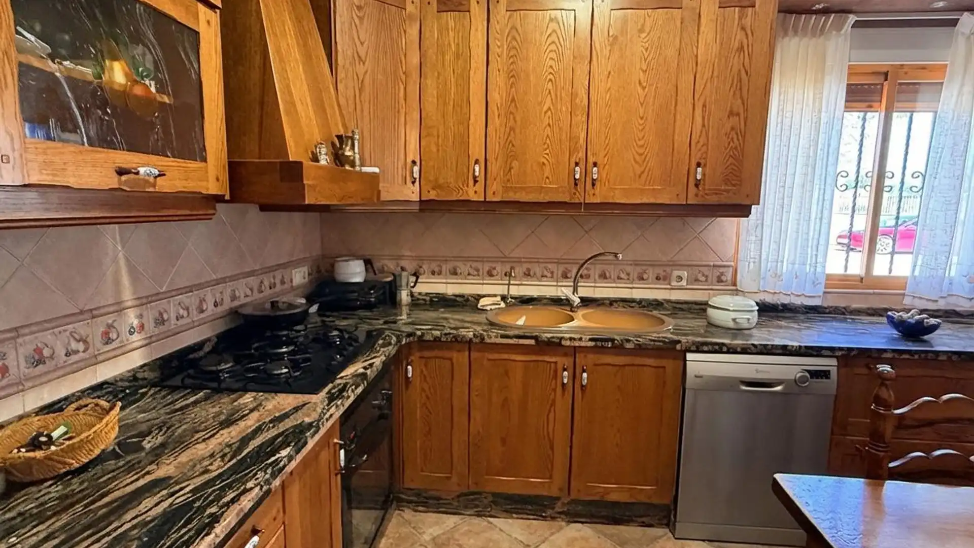 Kitchen of Houses for sale in Novelda  with Community pool