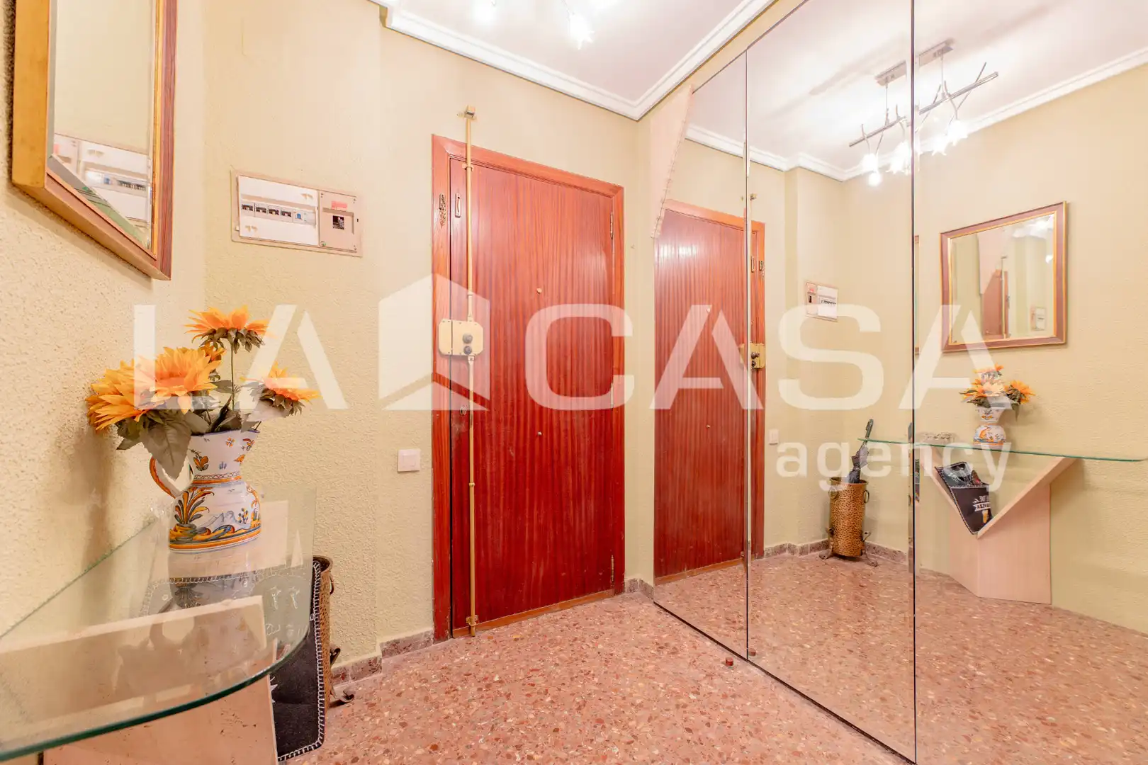 Piso en venta en Valencia con Balcón