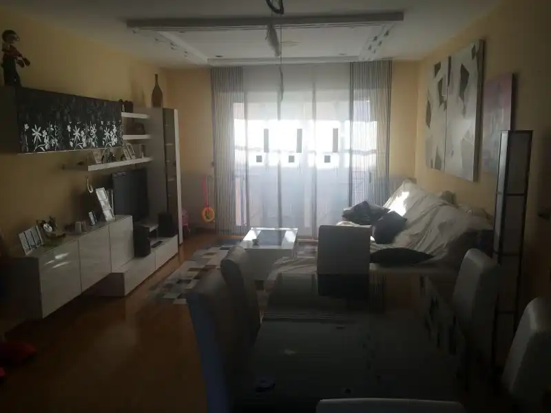 Sala d'estar de Pis en venda en Ponferrada amb Calefacció