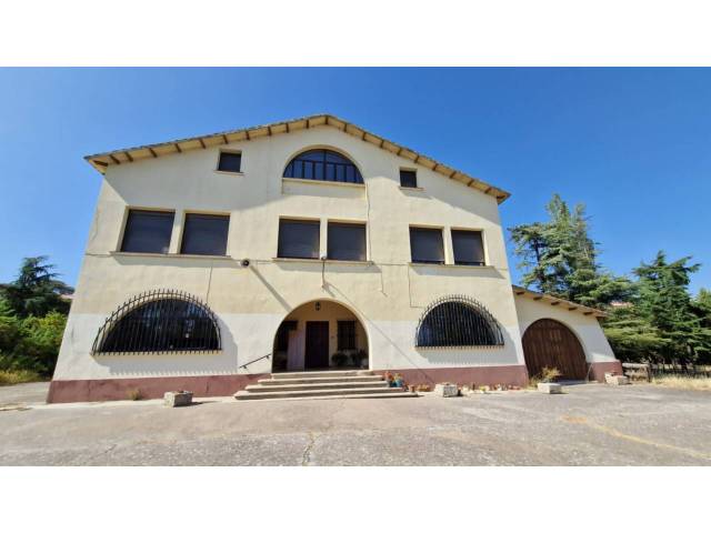 Edificio en Venta en Conde Foxá en Ciudad Rodrigo