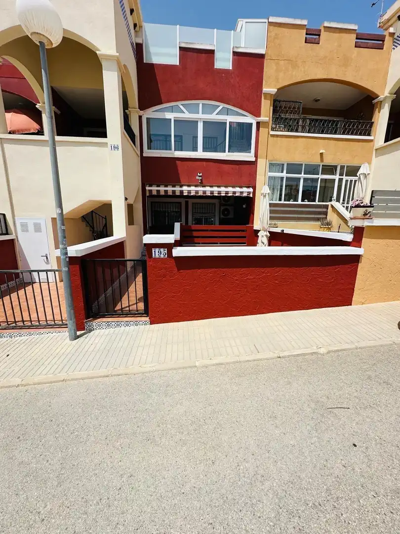 Villa à vendre à Orihuela Costa