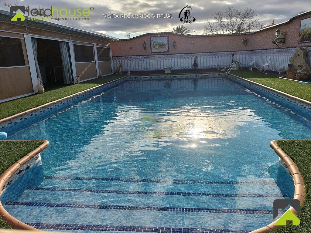 Piscina de Casa o xalet en venda en Lorca