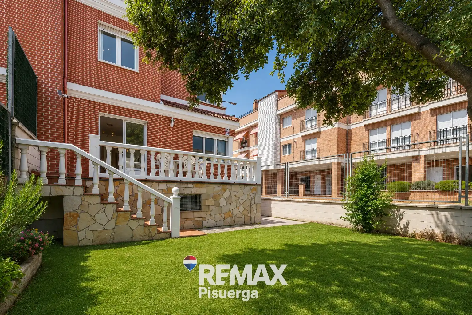 Vista exterior de Casa o xalet en venda en Valladolid amb Aire condicionat, Calefacció i Terrassa