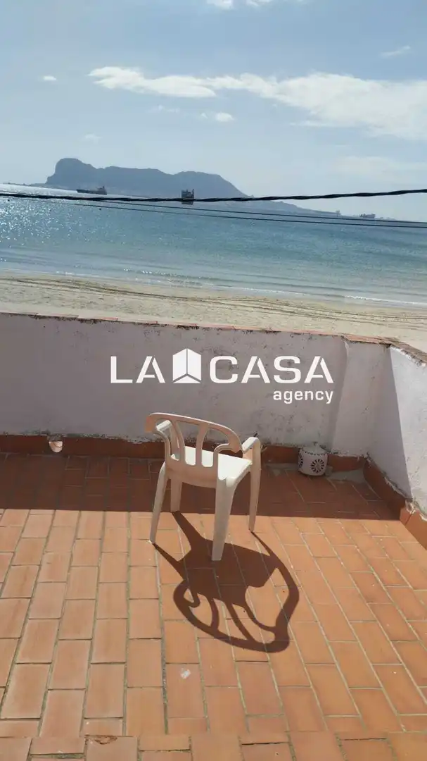 Terrace of Houses for sale in Algeciras  with Terrace, Storage room and Balcony
