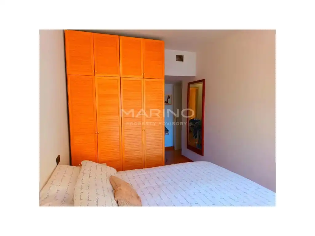 Habitación de Piso en venta en Barcelona con Aire acondicionado y Balcón