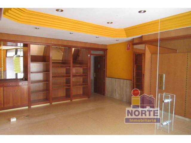 Local comercial en Alquiler en Eixample