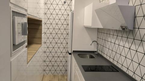 Foto 2 de Apartamento de alquiler en Calle de Alozaina, Santa Cristina - San Rafael, Málaga Capital