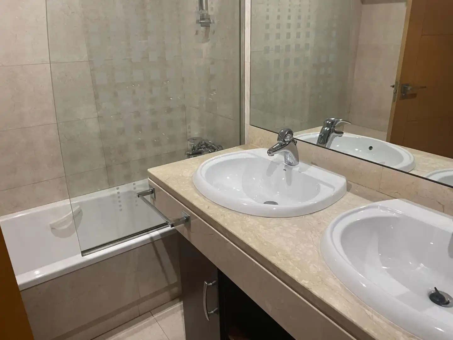 Bathroom of Flat for rent in Albacete  with Heating and Storage room