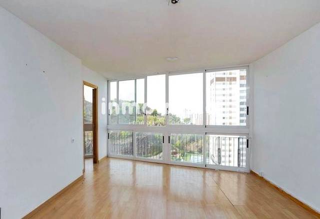 Piso en Venta en De Montecarlo en Sierra Helada