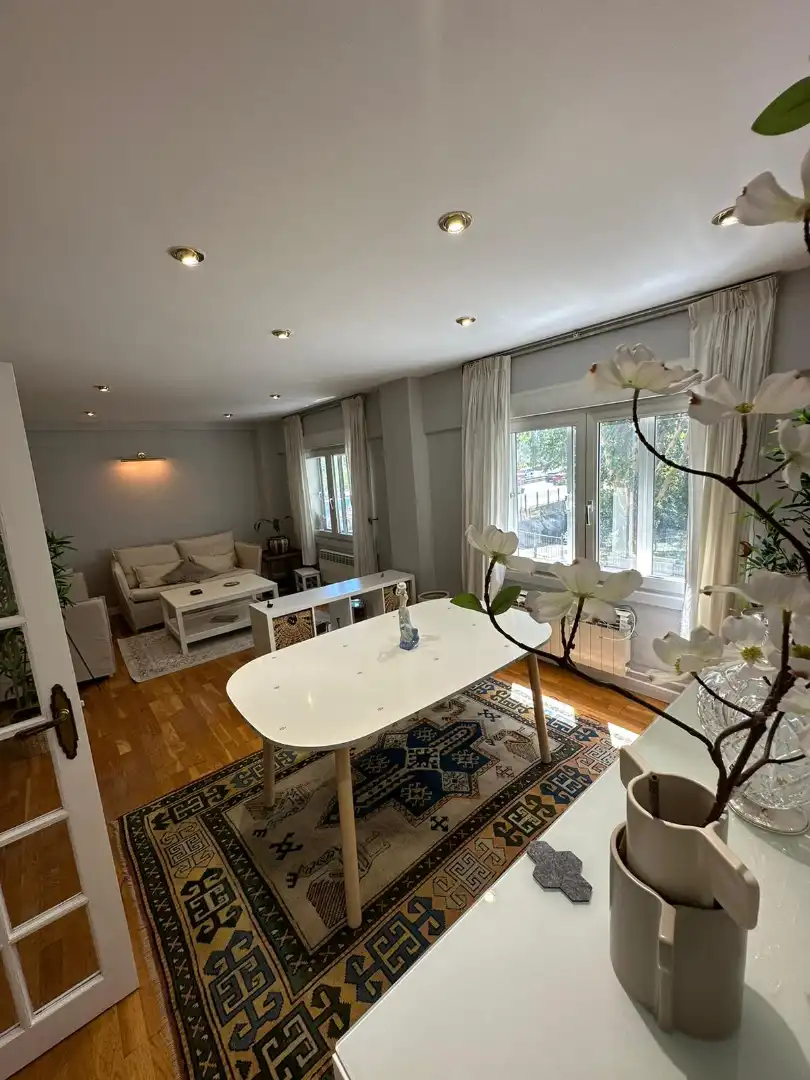 Flat for rent in Avenida del Arlanzón, Villa Pilar