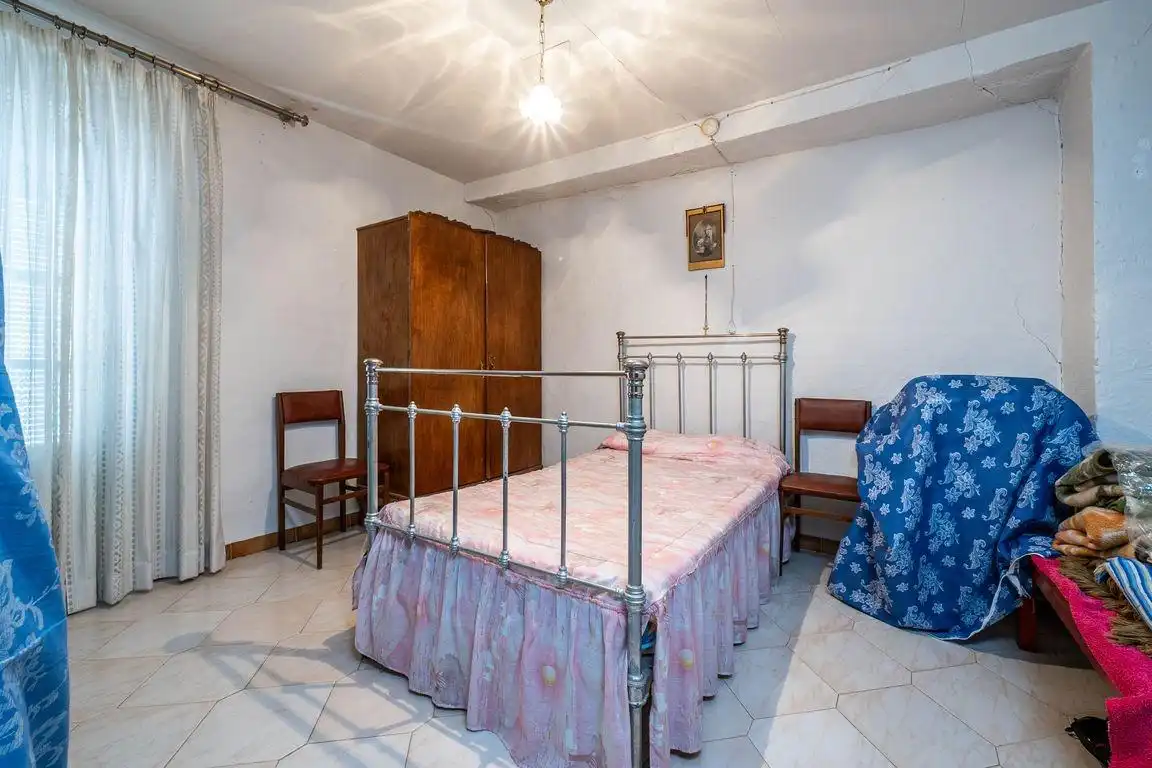 Dormitori de Casa o xalet en venda en Cacín amb Balcó