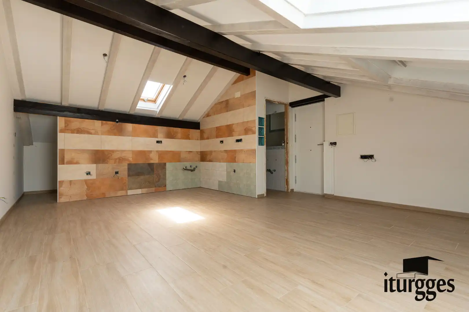 Casa adosada en venta en Gernika-Lumo con Jardín privado, Amueblado y Horno