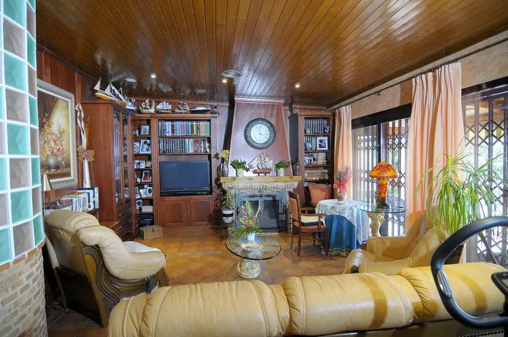 Wohnzimmer von Haus oder Chalet zum Verkauf in Valdepeñas mit Klimaanlage, Heizung und Privatgarten