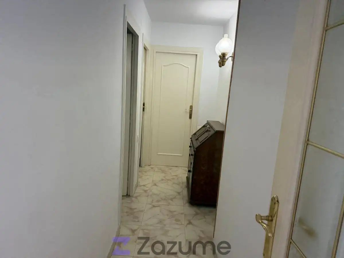 Wohnung zur Miete in Alicante / Alacant mit Klimaanlage, Terrasse und Möbliert