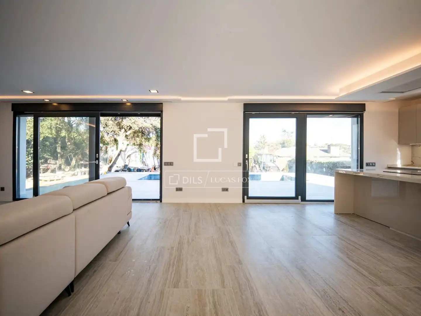 Sala d'estar de Casa o xalet de lloguer en Valdemorillo amb Aire condicionat, Calefacció i Jardí privat