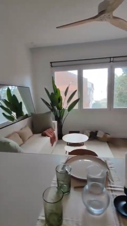 Sala d'estar de Pis de lloguer en Sabadell amb Aire condicionat, Calefacció i Parquet
