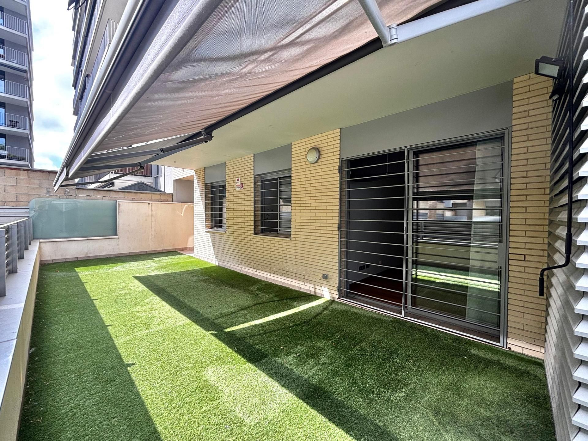 Terrassa de Planta baixa en venda en Badalona amb Aire condicionat, Calefacció i Terrassa