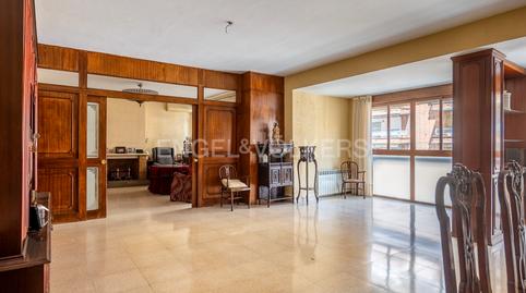 Foto 2 de Apartamento en venta en Avenida de la República Argentina, Los Remedios, Sevilla