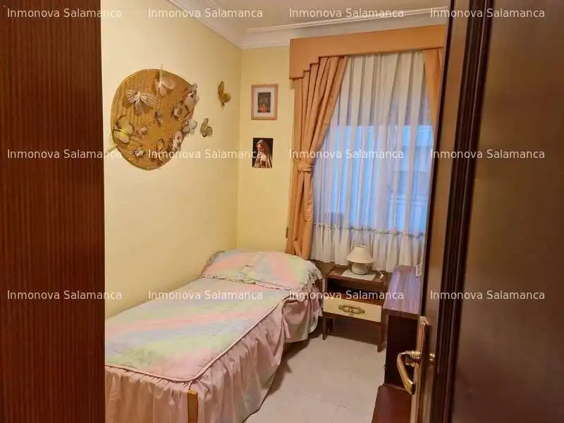 Habitación de Piso en venta en Salamanca con Calefacción y Balcón