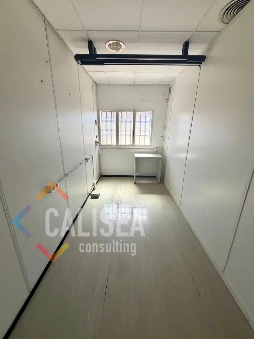 Nave industrial de alquiler en Sabadell