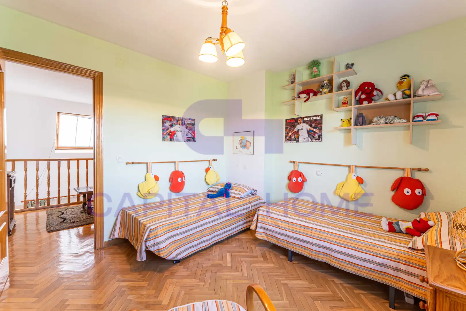Doppelhaushälfte mit Garten zum Verkauf in Calle del Roble, imagen 35