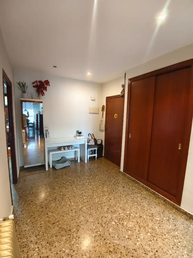 Piso en venta en Valencia con Aire acondicionado, Calefacción y Horno