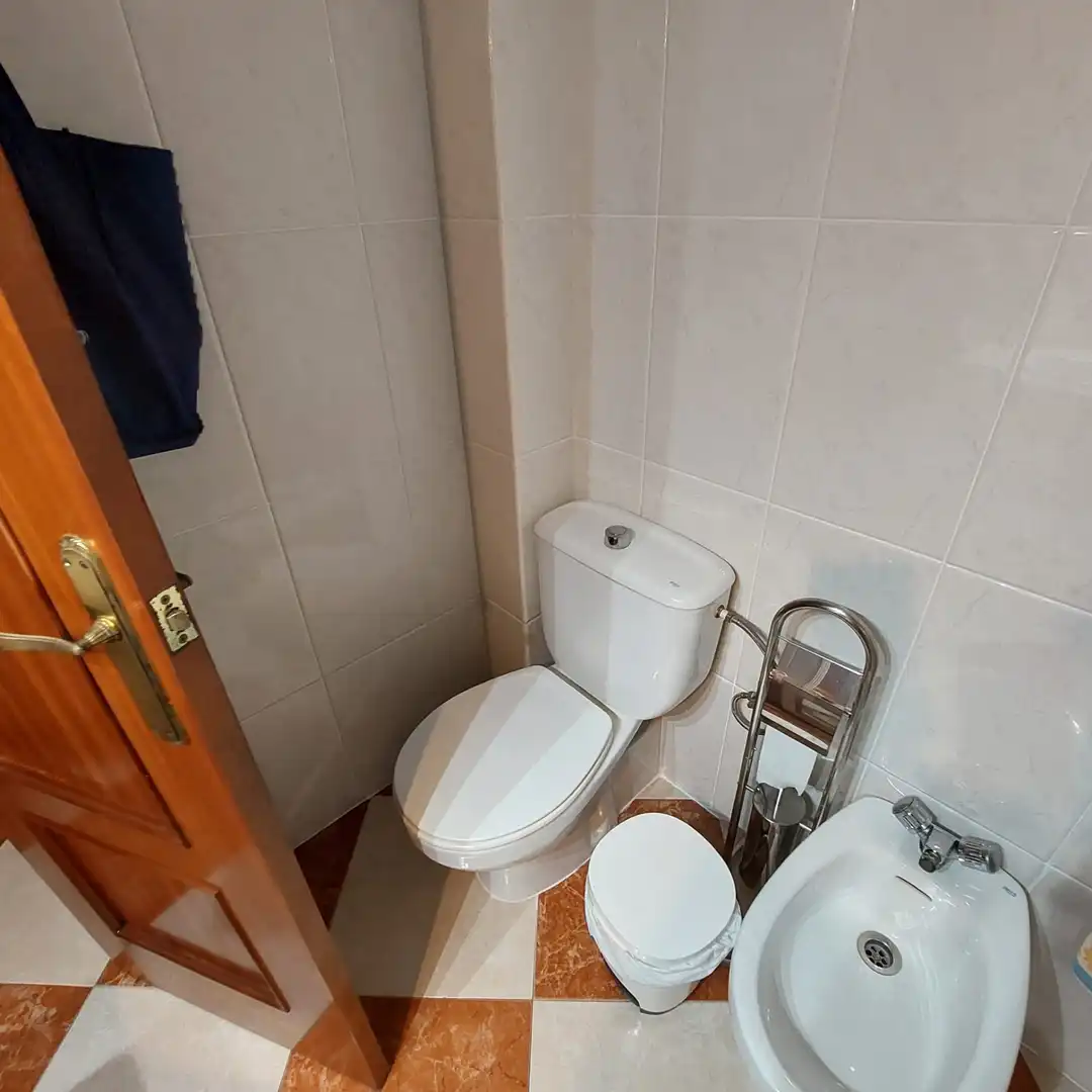 Bathroom of Flat for sale in Isla Cristina  with Air Conditioner, Furnished and Washing machine