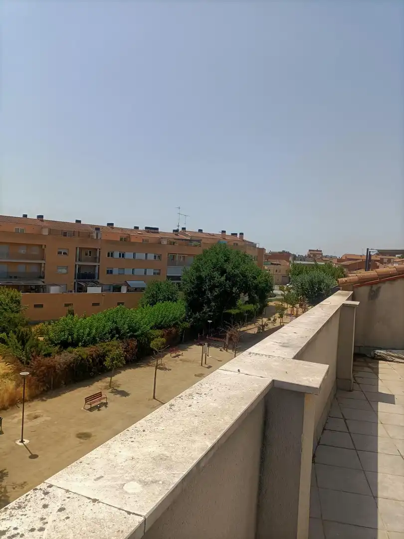 Vista exterior de Ático en venta en Rosselló con Aire acondicionado, Calefacción y Parquet