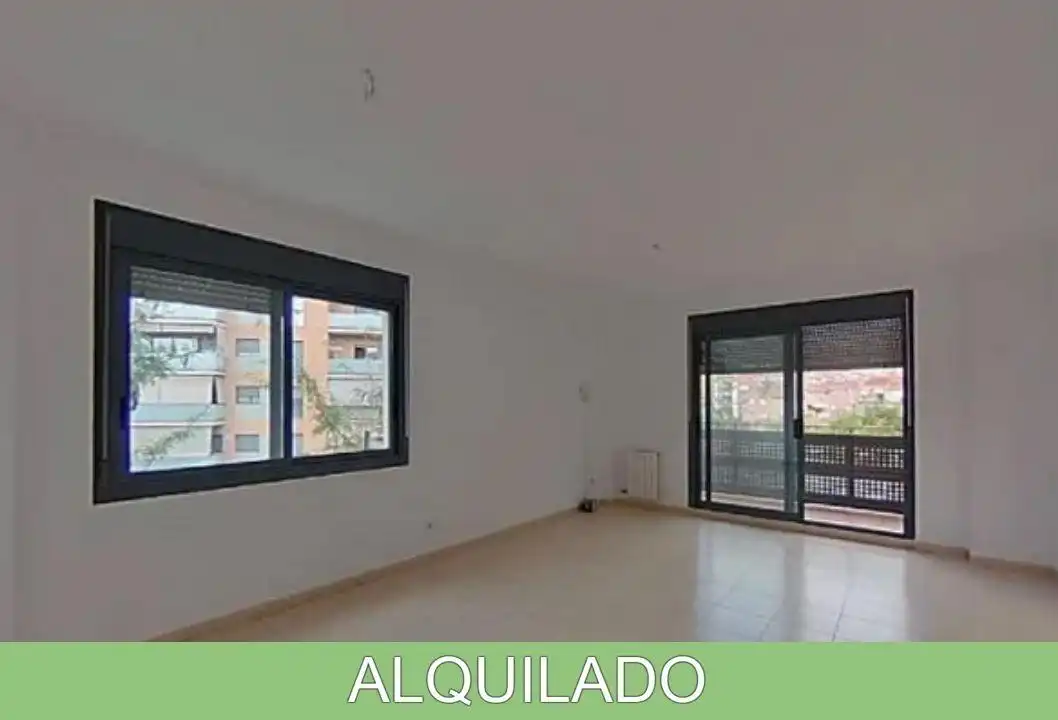 Pis amb terrassa en venda a Polinyà