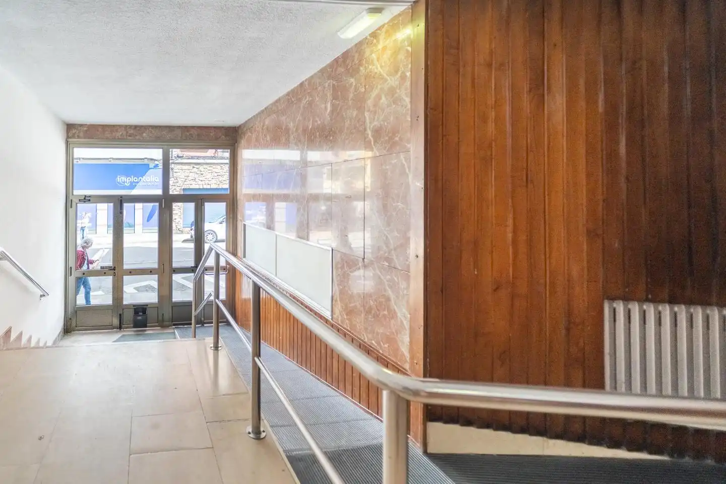 Piso con ascensor en venta en Calle Carreño Miranda, imagen 56