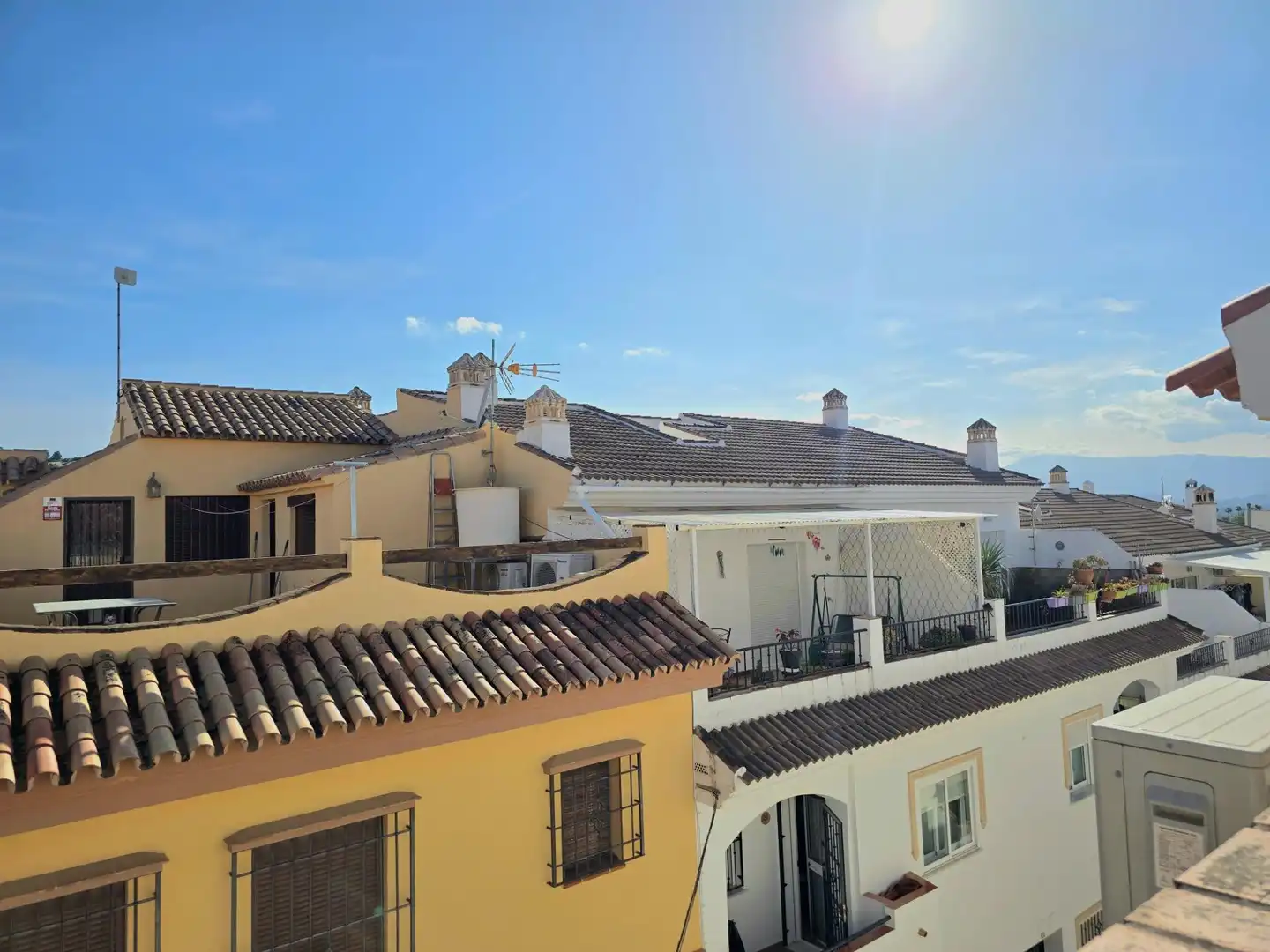 Vista exterior de Ático en venta en Alhaurín El Grande con Aire acondicionado, Calefacción y Parquet