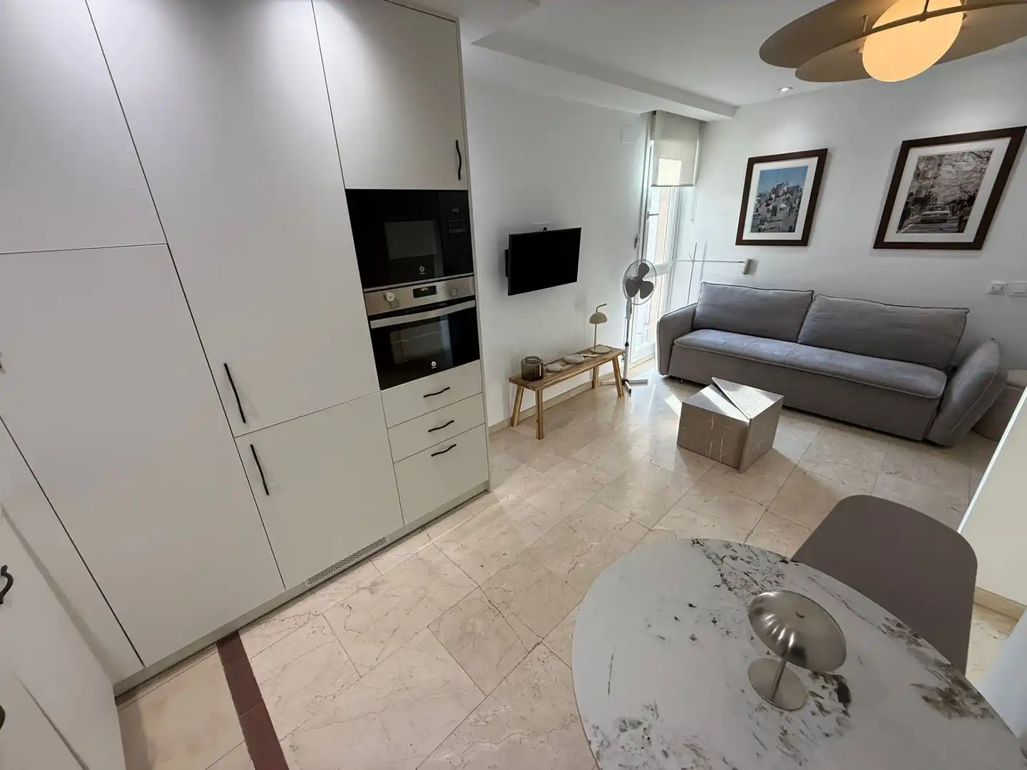 Sala d'estar de Apartament de lloguer en Madrid amb Calefacció, Moblat i Forn
