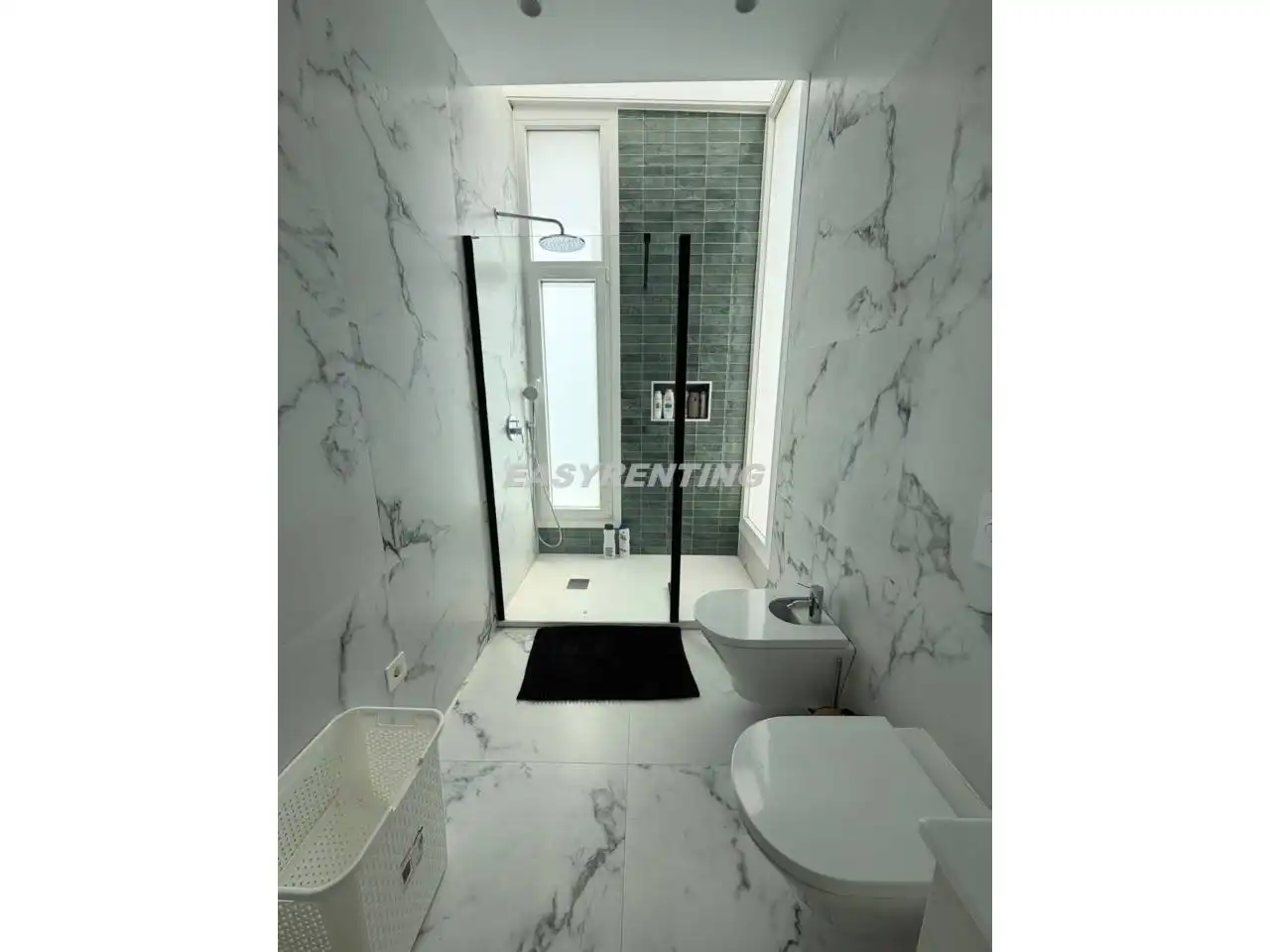 Bathroom of Houses for sale in La Línea de la Concepción  with Air Conditioner, Private garden and Terrace