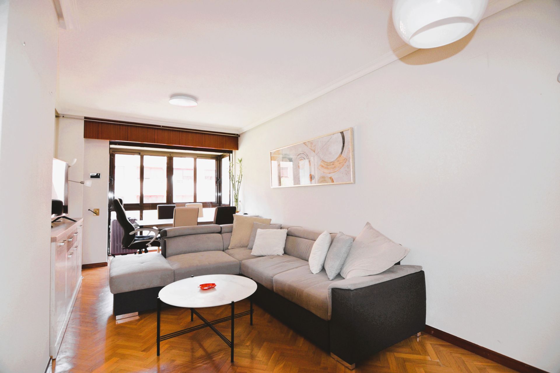 Sala de estar de Piso de alquiler en  Madrid Capital con Aire acondicionado, Calefacción y Amueblado