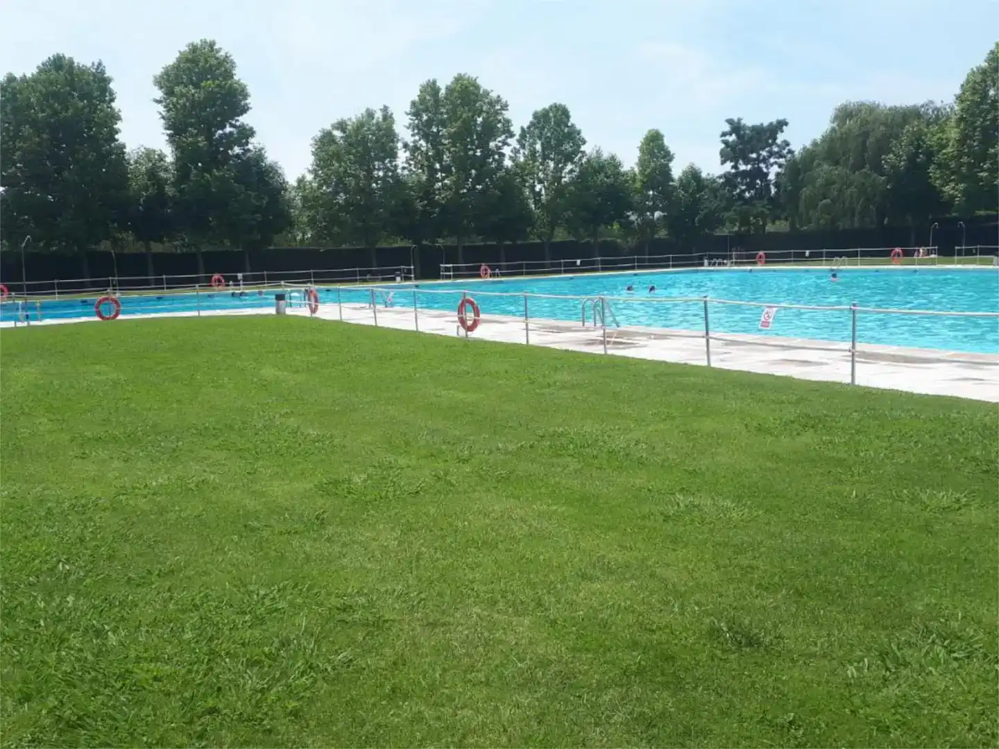 Piscina de Piso en venta en Pedrezuela con Aire acondicionado, Jardín privado y Trastero