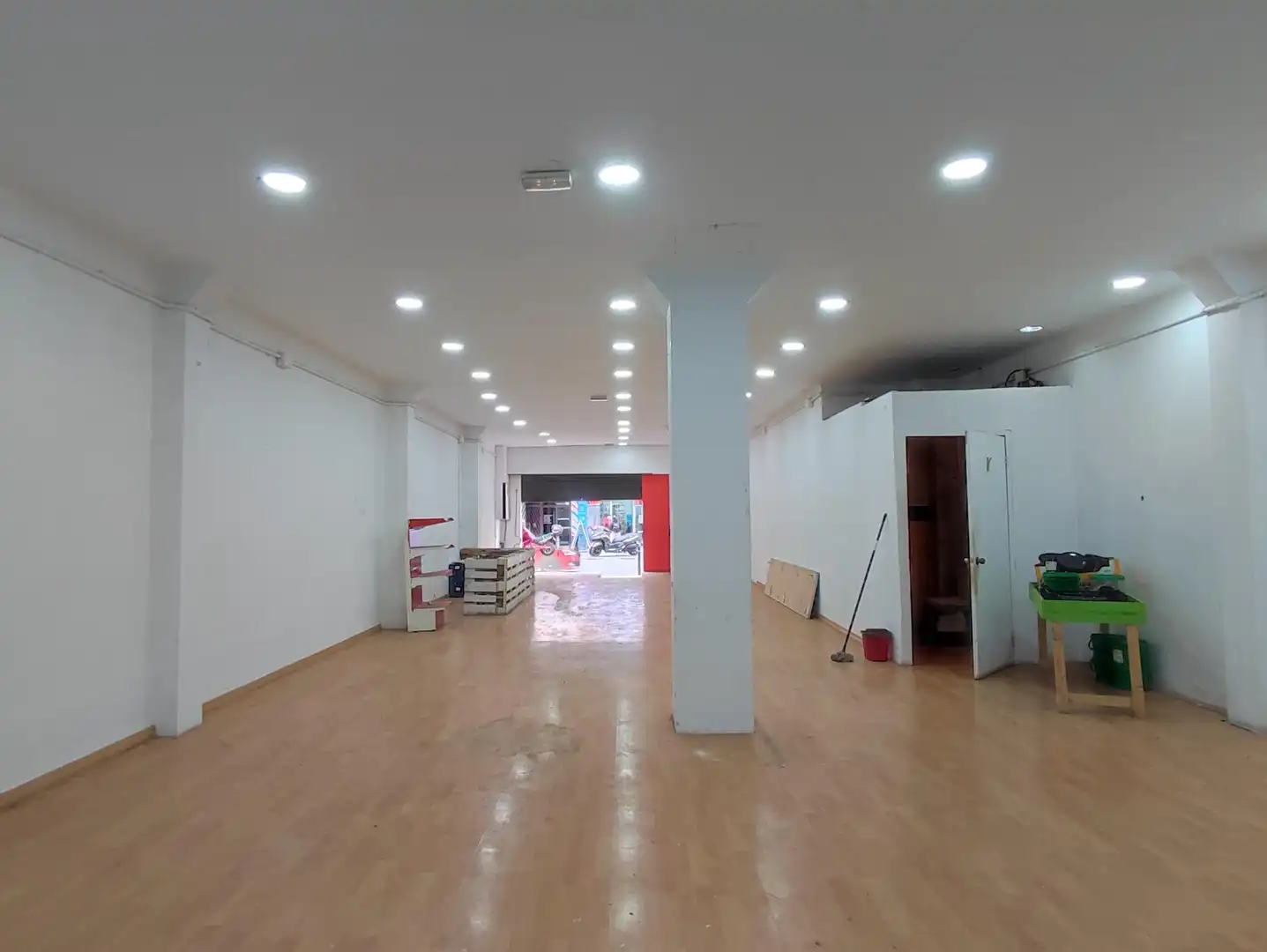 Commercial properties for rent in Creu de Barberà