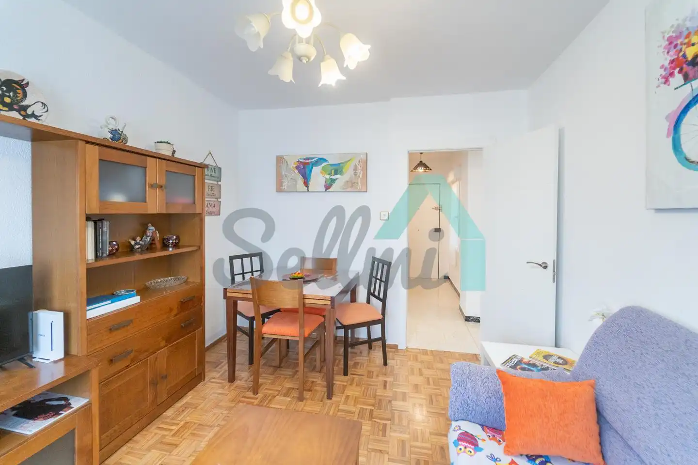 Living room of Flat for rent in Oviedo   with Heating, Parquet flooring and Furnished