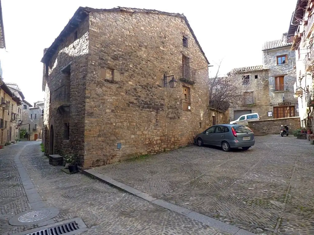 Houses for sale in C. Sta. Cruz, 27-25, Aínsa-Sobrarbe
