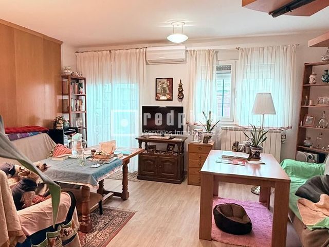 Living room of House or chalet for sale in  Madrid Capital  with Air Conditioner and Terrace