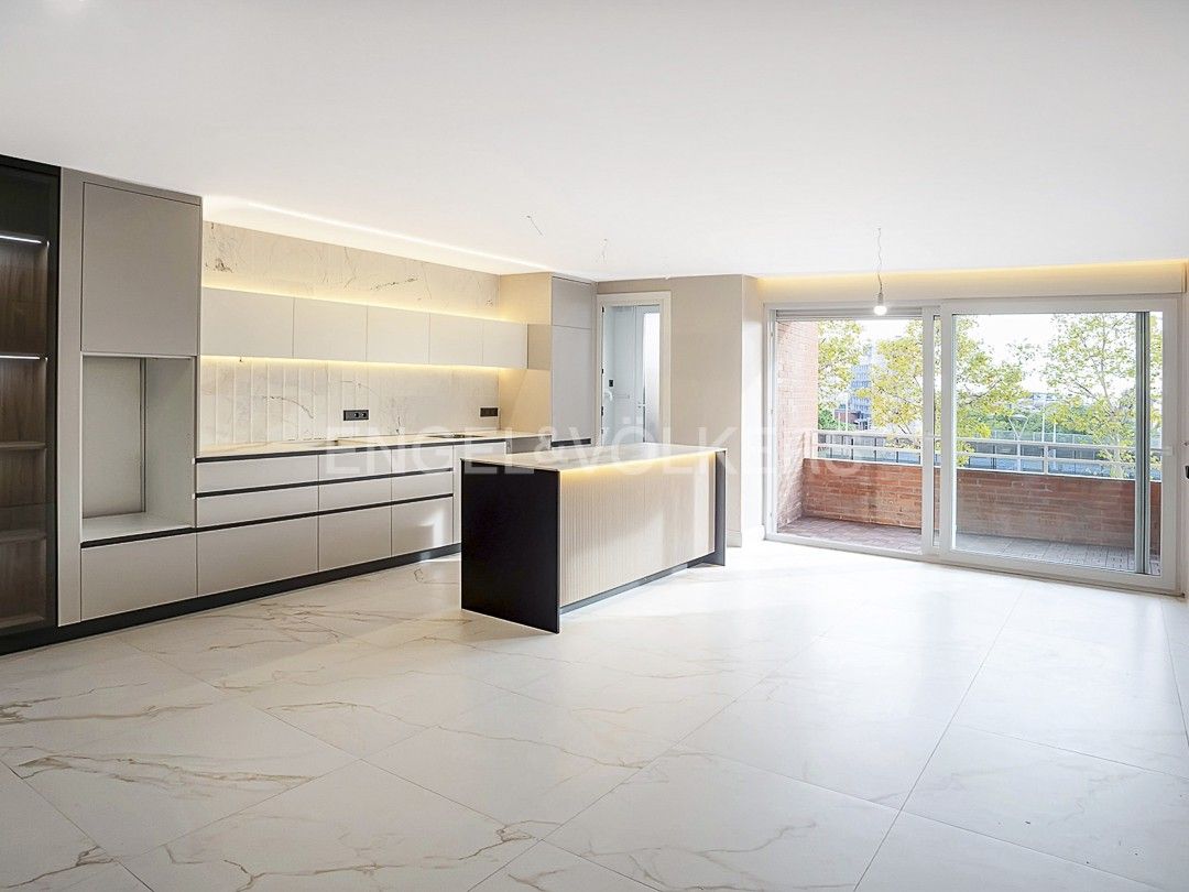 Kitchen of Apartment for sale in Sant Joan Despí  with Air Conditioner, Heating and Parquet flooring