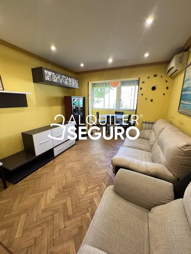 Wohnzimmer von Wohnung zur Miete in Madrid mit Klimaanlage, Heizung und Terrasse