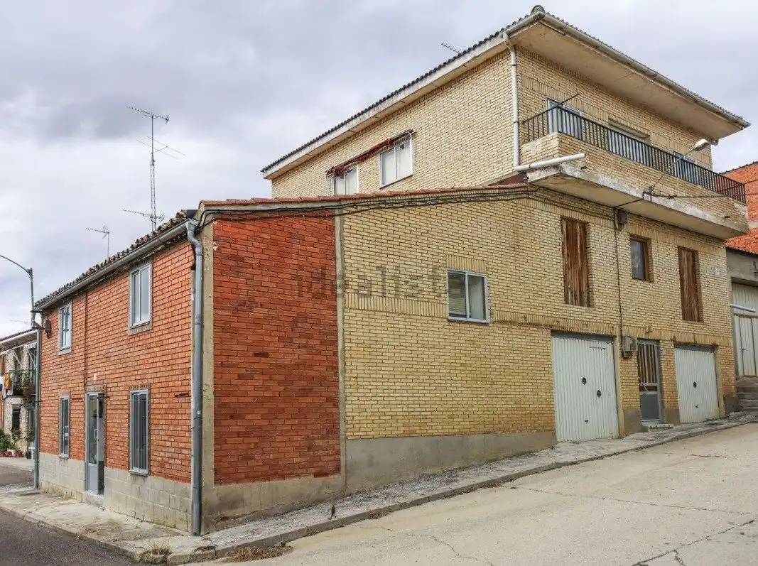 Finca rústica en venta en Torrelobatón