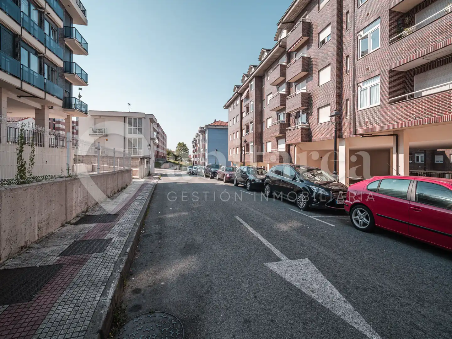 Parkplatz von Wohnung zur Miete in Camargo mit Heizung, Möbliert und Balkon