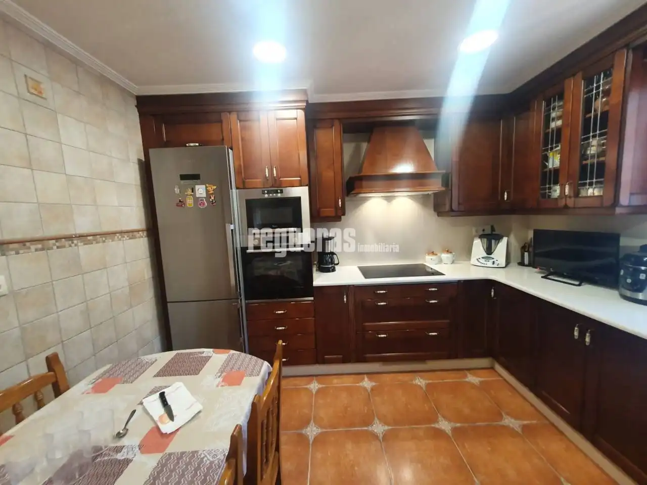 Cocina de Casa o chalet en venta en Avilés con Calefacción, Parquet y Terraza