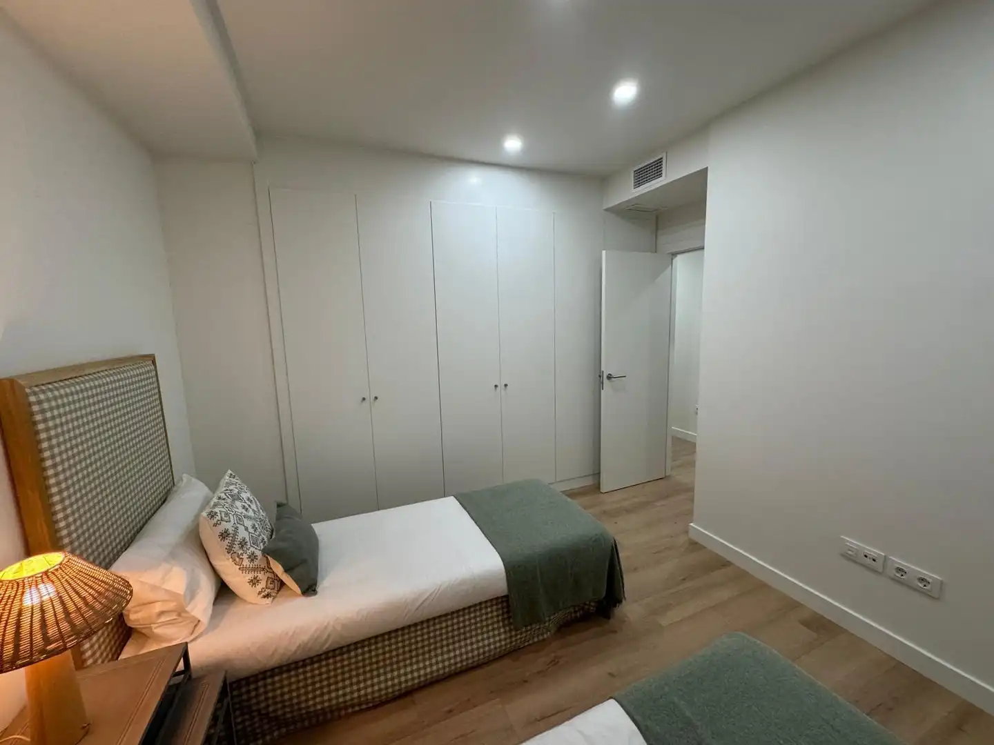 Bedroom of Attic for sale in Málaga  with Air Conditioner, Heating and Terrace