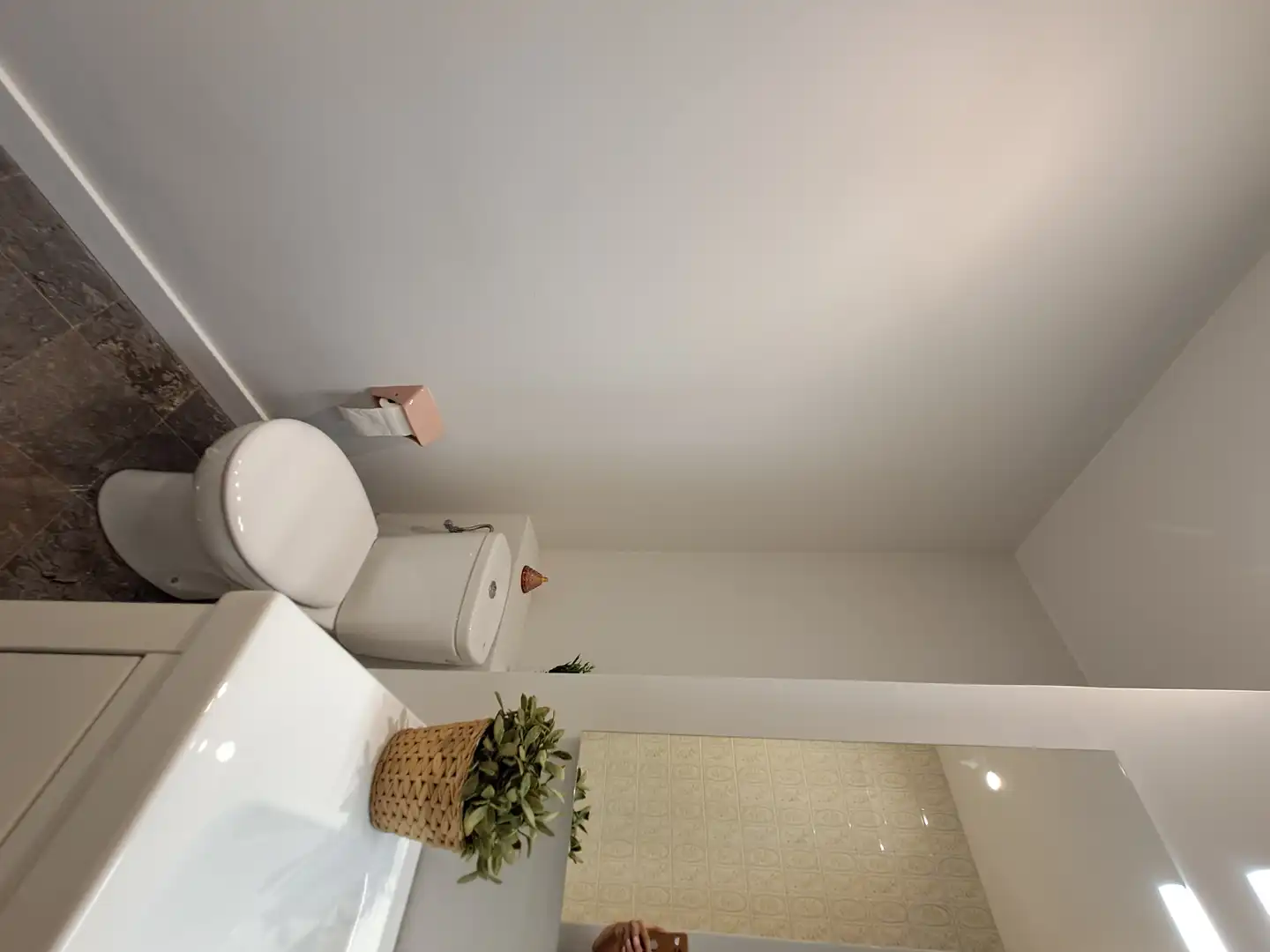 Baño de Piso de alquiler en A Coruña Capital  con Calefacción, Terraza y Amueblado