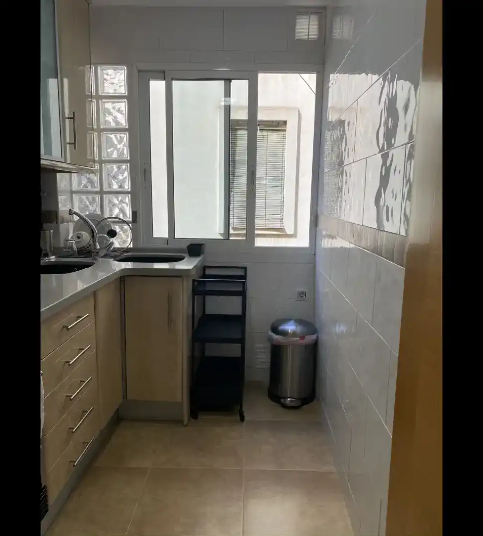 Küche von Wohnung zum Verkauf in  Valencia Capital mit Klimaanlage und Balkon