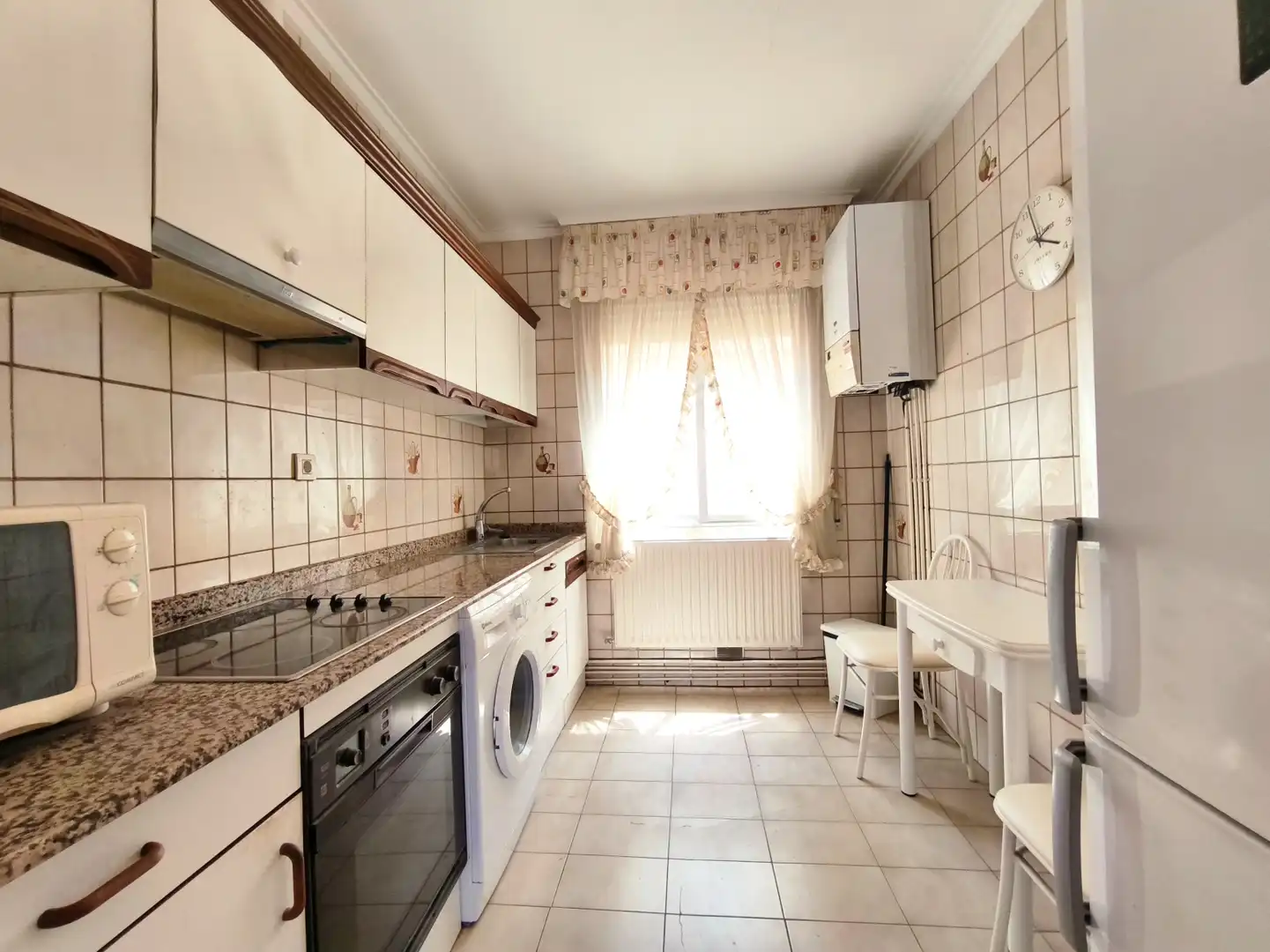 Kitchen of Attic for sale in  Logroño  with Heating, Parquet flooring and Terrace
