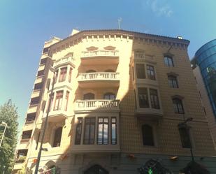 Vista exterior de Pis en venda en  Lleida Capital amb Aire condicionat i Balcó